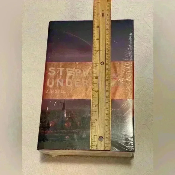 Stephen King Brand New Under The  Dome Hardcover Book Viking Books - Picture 8 of 9